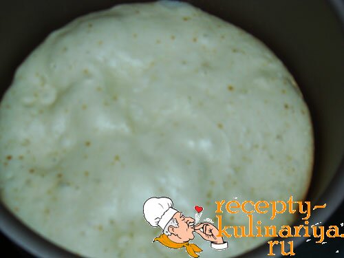 Шарлотка с яблоками в мультиварке рецепт с фото