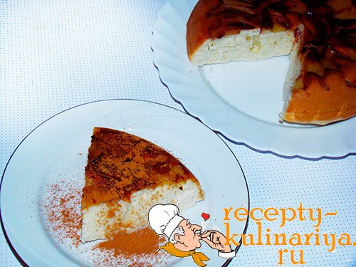 Шарлотка с яблоками в мультиварке рецепт с фото