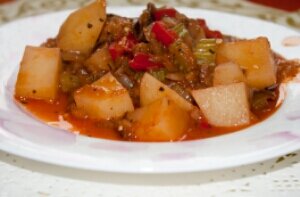 Овощное рагу с баклажанами кабачками 