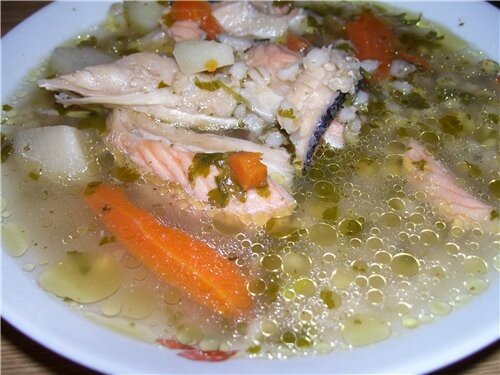 Для приготовления рыбного супа из сёмги ( форели , горбуши ) необходимо: