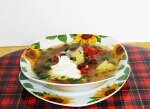 Легкий овощной суп с помидорами и рисом